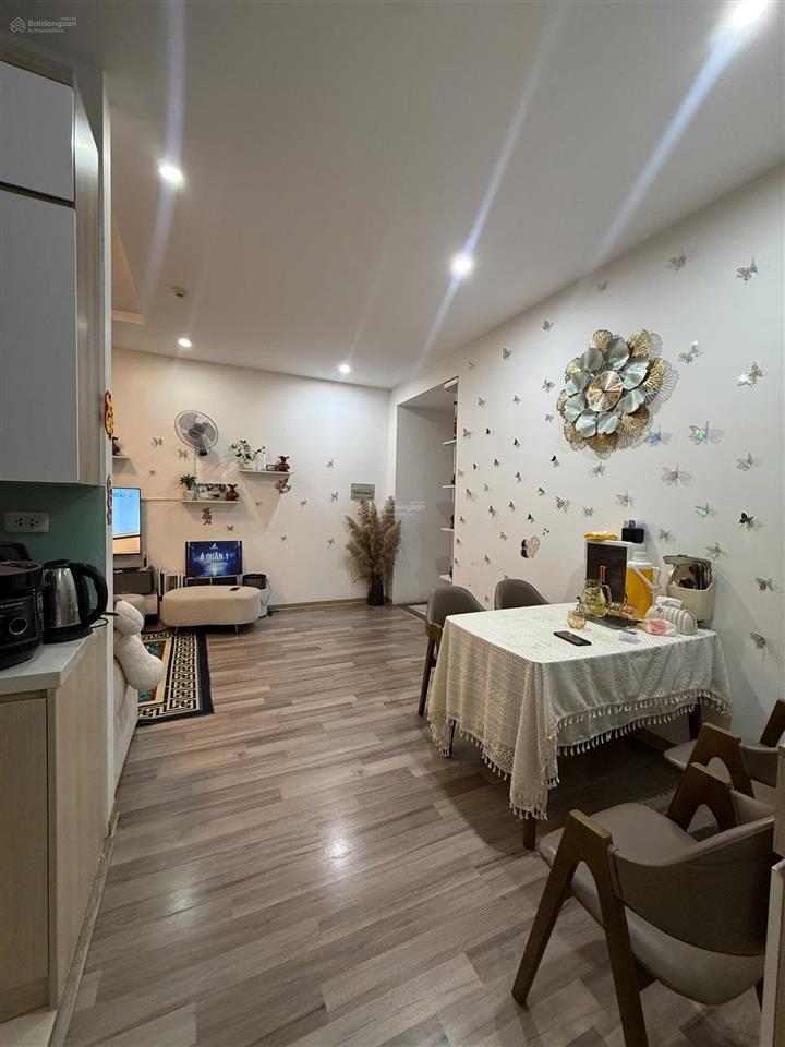 Bán 73.8m 2pn toà 32t the golden an khánh full nội thất giá chỉ 3.9 tỷ