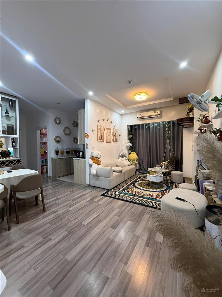 Bán 73.8m 2pn toà 32t the golden an khánh full nội thất giá chỉ 3.9 tỷ
