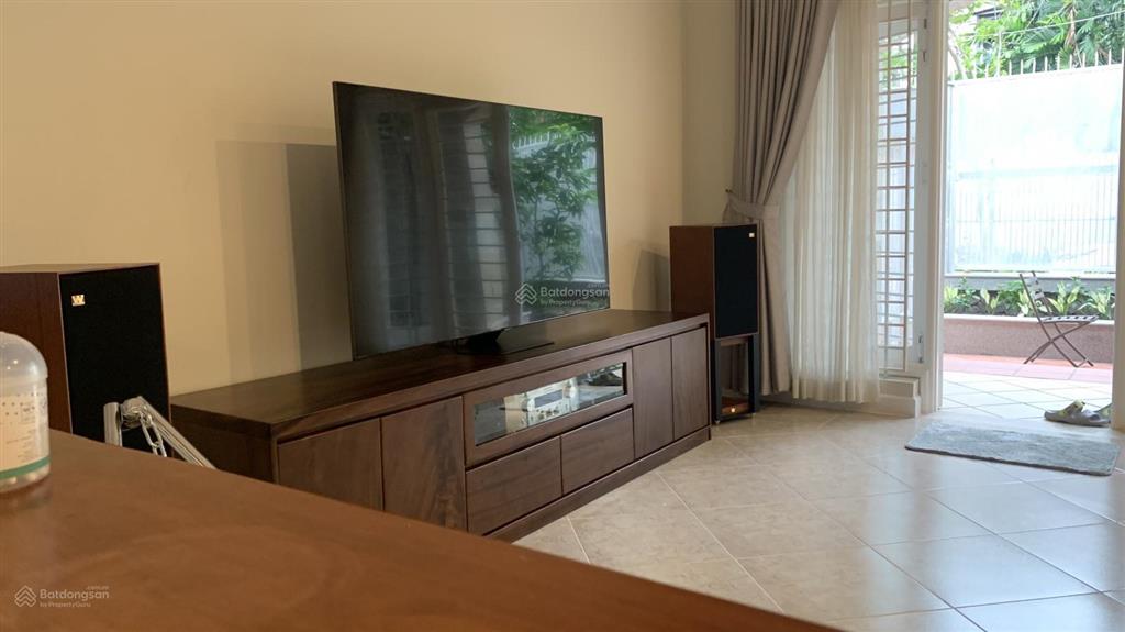Bán biệt thự góc 2 mặt tiền khu tên lửa dt 9m x 20m xây 3,5 lầu, 6pn, giá bán 31 tỷ tl