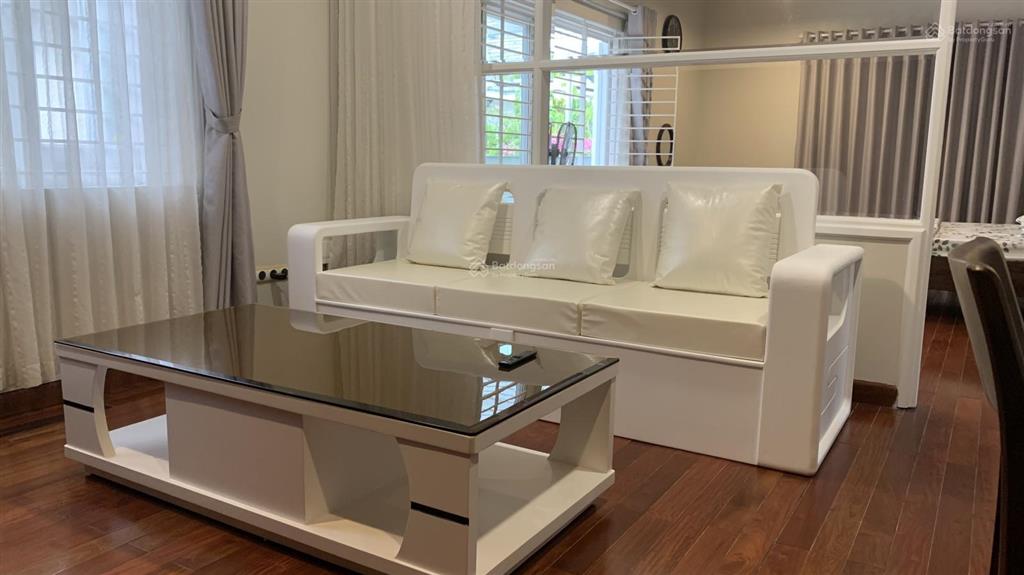 Bán biệt thự góc 2 mặt tiền khu tên lửa dt 9m x 20m xây 3,5 lầu, 6pn, giá bán 31 tỷ tl