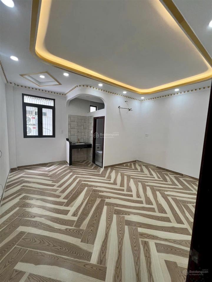 Siêu phẩm mặt tiền 7a tên lửa  có thang máy  15.5 tỷ