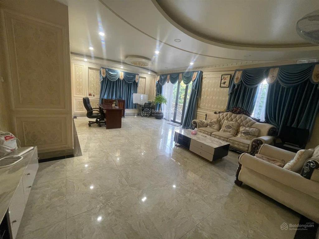 Bán gấp biệt thự tân cổ điển  đường 3a kdc tên lửa