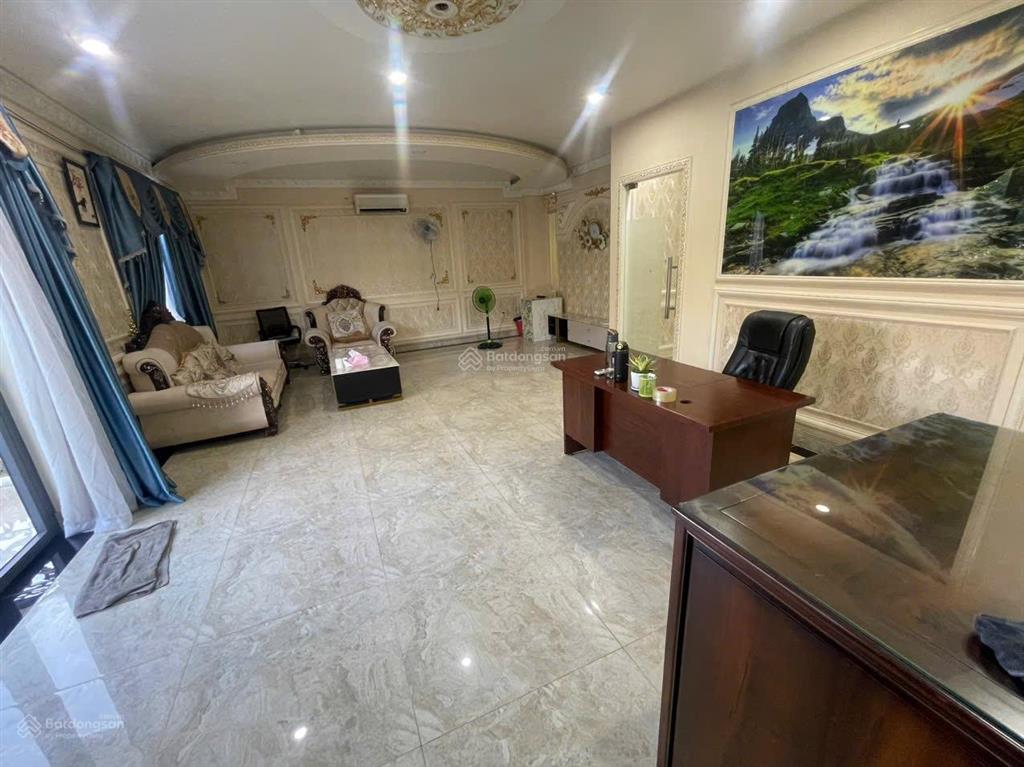 Bán gấp biệt thự tân cổ điển  đường 3a kdc tên lửa