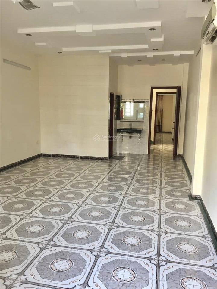 Bán nhà đường 24a kdc tên lửa bình tân diện tích 4,5 x 20m kết cấu 3 lầu kiên cố