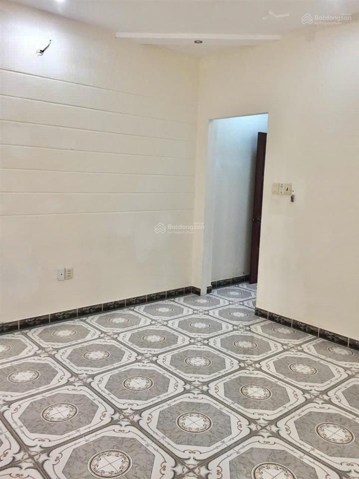 Bán nhà đường 24a kdc tên lửa bình tân diện tích 4,5 x 20m kết cấu 3 lầu kiên cố