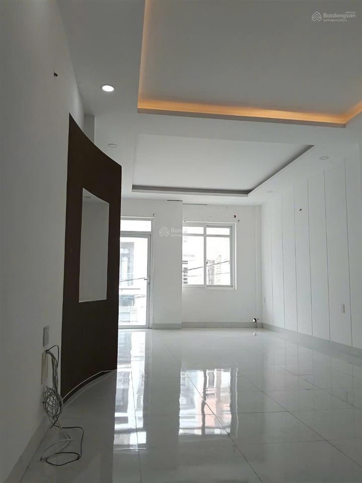 Nhà đẹp đường 21a tên lửa sát nhà thờ phaolô giá 10.9 tỷ