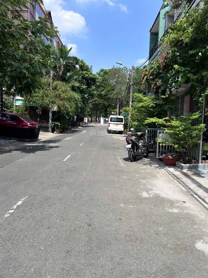 Nền góc 2 mặt tiền kinh doanh vị trí đẹp khu tên lửa phường tân tạo quận bình tân.
diện tích 5 x 20
