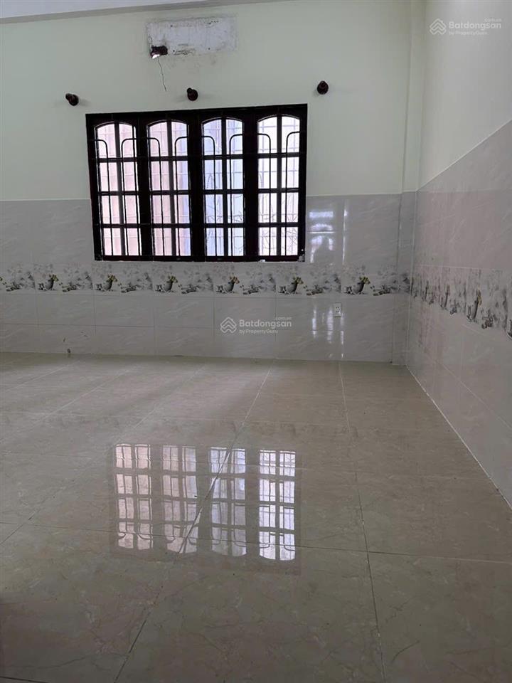 Bán nhà đường số 3  kdc tên lửa vị trí vàng cạnh đường số 1, ngay sát aeon mall bình tân.