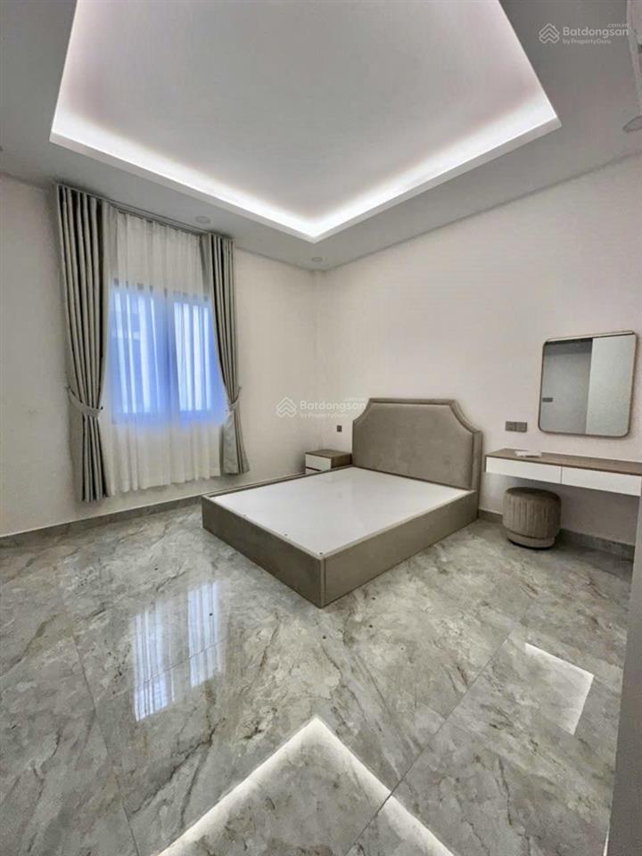 Mặt tiền đường kinh doanh khu ao sen kdc tên lửa  full nội thất  15,3 tỷ thương lượng