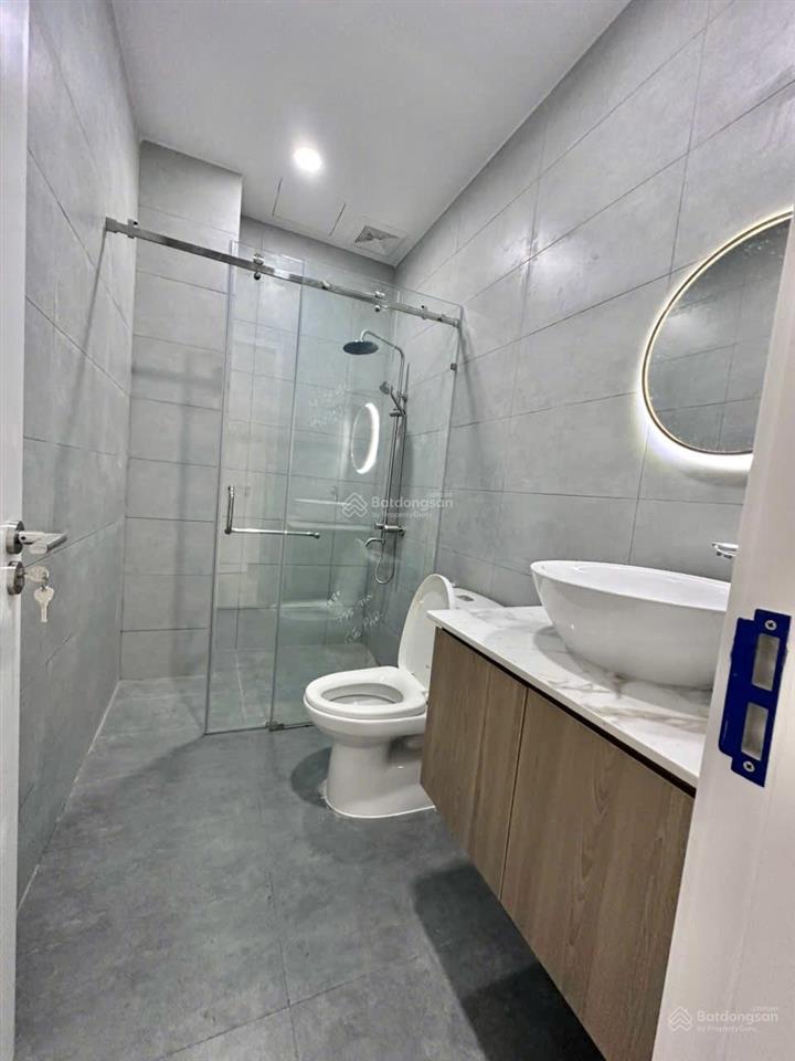 Mặt tiền đường kinh doanh khu ao sen kdc tên lửa  full nội thất  15,3 tỷ thương lượng