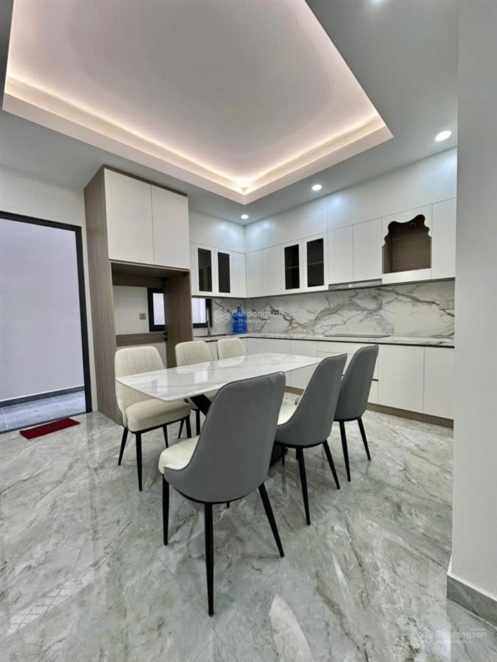 Mặt tiền đường kinh doanh khu ao sen kdc tên lửa  full nội thất  15,3 tỷ thương lượng