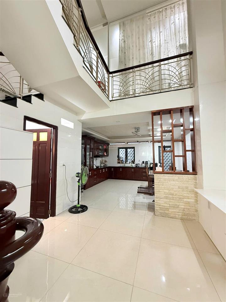 Bán nhà mặt tiền đường 7a kdc tên lửa sát aeon mall & bv cih. diện tích 5m x 21.5m, dts 305.8m