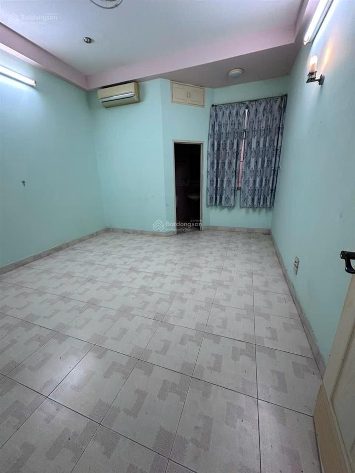 Cho thuê nhà mtnb khu tên lửa dt 4x25 xd 3,5 tấm. có nội thất cơ bản. giá 17tr/tháng
