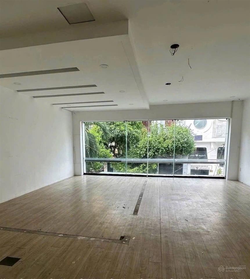 Mặt tiền 8m, 120m² khu phan xích long & đường hoa, phú nhuận