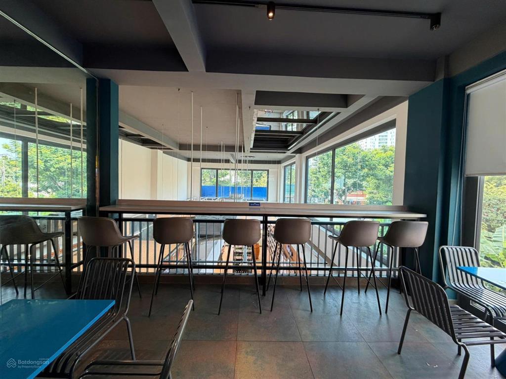 Siêu phẩm thảo điền, tòa nhà 7 tầng 10x30m, vị trí vip xuân thủy