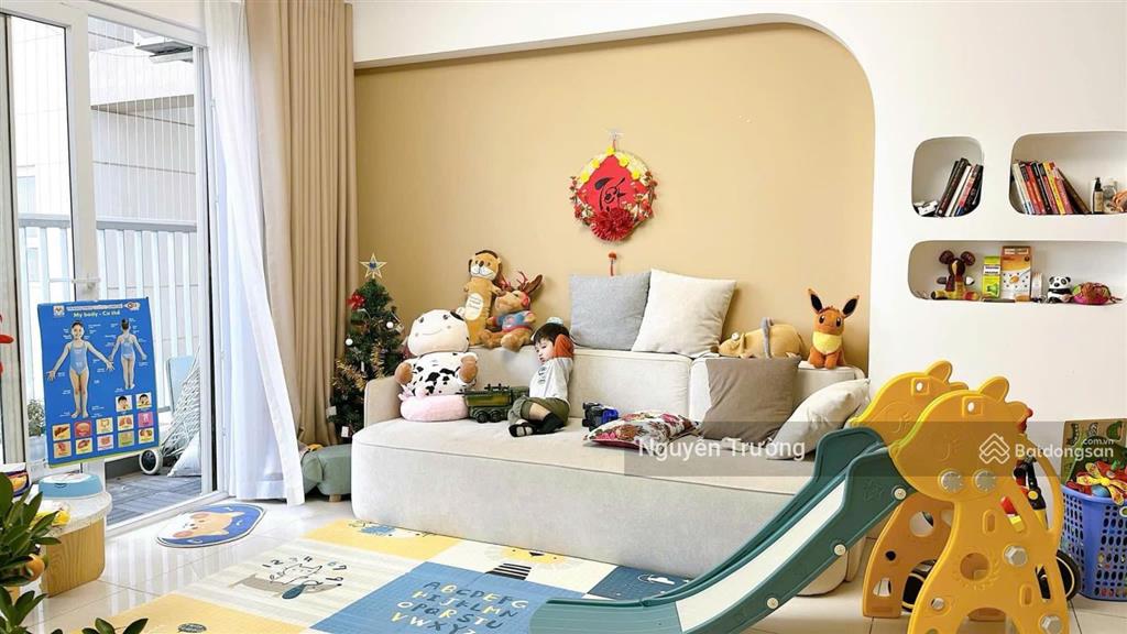 Chính chủ bán căn hộ 86m2, 2 ngủ, 2 vệ sinh, full đồ, chung cư golden palace. giá chỉ 6.6 tỷ