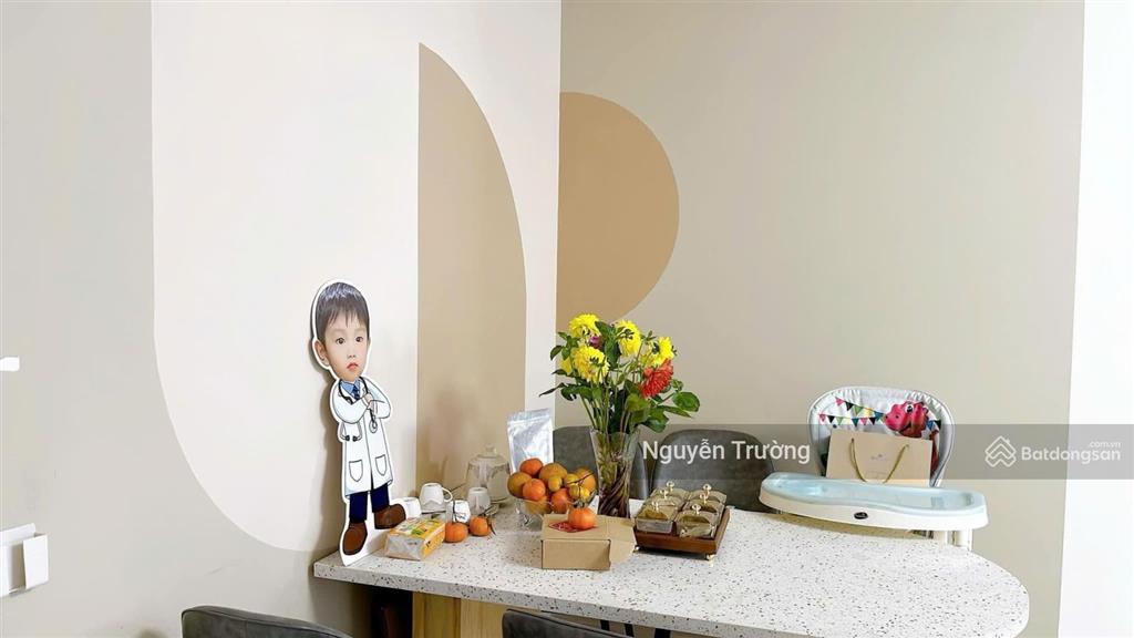 Chính chủ bán căn hộ 86m2, 2 ngủ, 2 vệ sinh, full đồ, chung cư golden palace. giá chỉ 6.6 tỷ