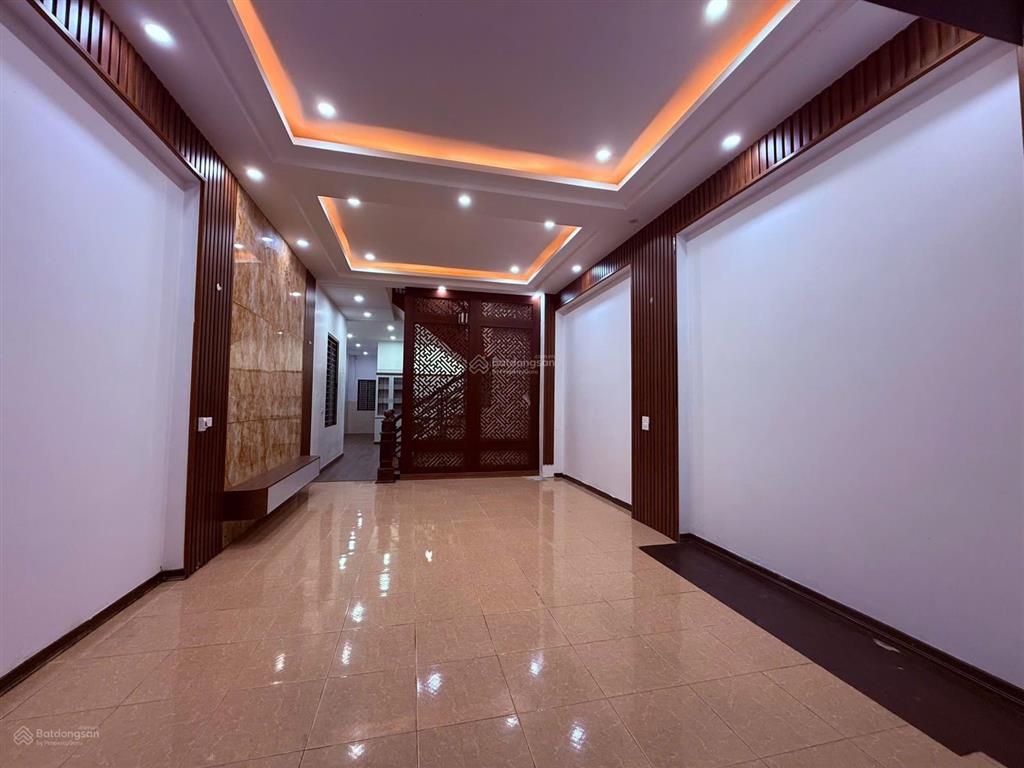 Nhà 03 tầng kiên cố đường ngô kính thần vĩnh yên 4.8 tỷ