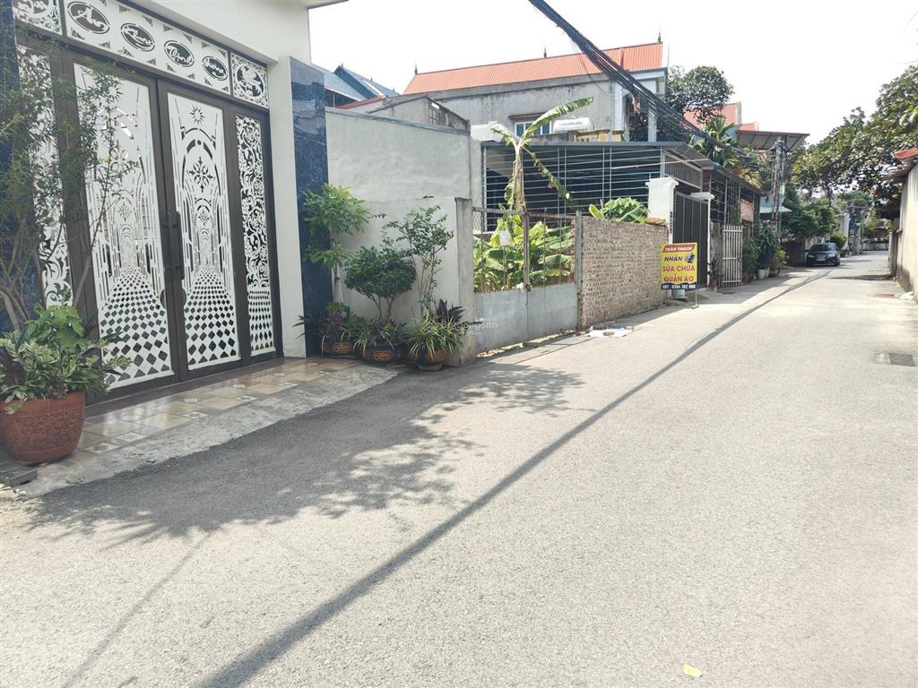 Chỉ 2,350 tỷ  gần bigc khai quang, ô tô tránh nhau, s 98m²
