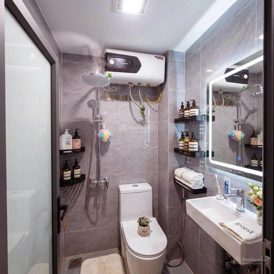 Bán căn tập thể tầng 2 thành công mặt đường, ô tô đỗ chân cầu thang, dòng tiền 150 tr/năm