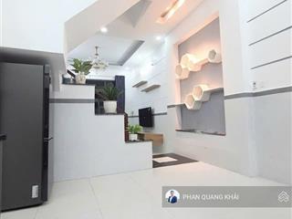 Nhà mới 3 lầu full nội thất  đường 7m p.linh xuân thủ đức