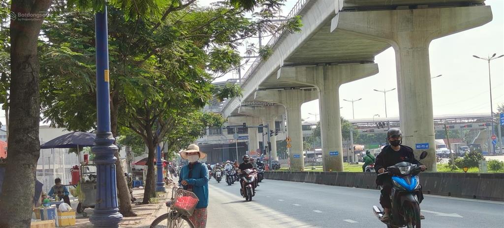 Bán đất mặt tiền xa lộ hà nội, thủ đức 295m2 ngang 8m sát ga metro & cocacola 25,5 tỷ