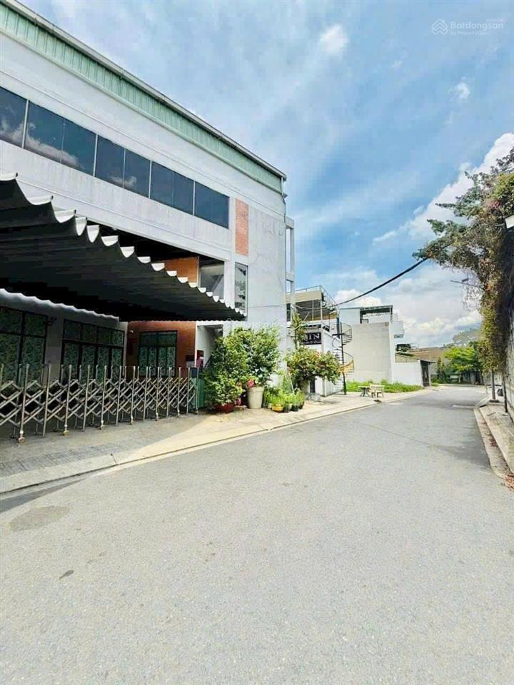 Bán đất linh tây sát phạm văn đồng  64.1m2 vuông vức a4  đường phân lô 7m đẹp