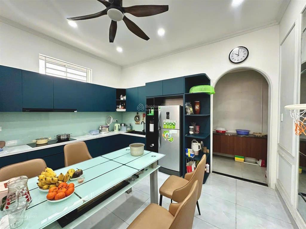 Bán căn góc 2 mặt tiền gần ngay ngã tư bình thái 3 tầng kiên cố