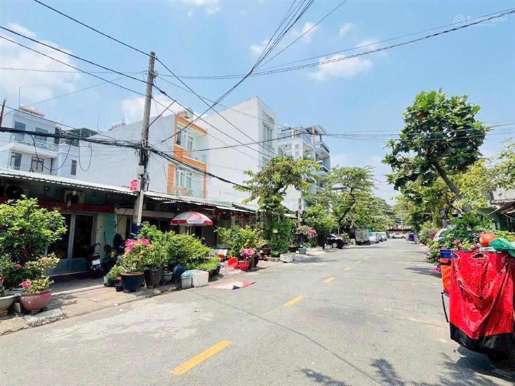 Mặt tiền đường số 12 phước bình 519(107m) nở hậu tài lộc  kinh doanh đa ngành nghề