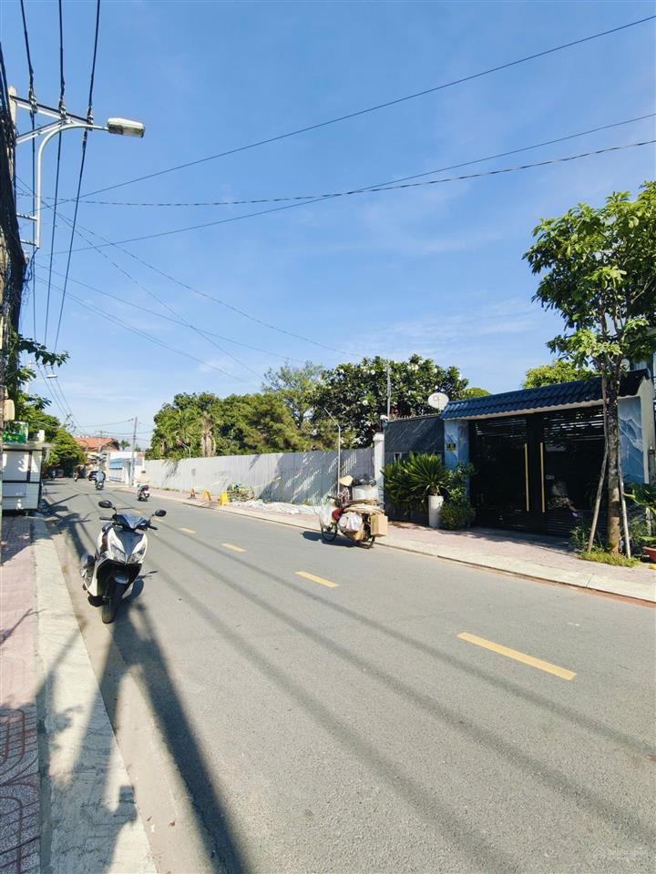 Siêu phẩm mt đường số 8, linh trung, 222m2 ngang 8m bề thế ngay sát vincom & đh sư phạm kỹ thuật