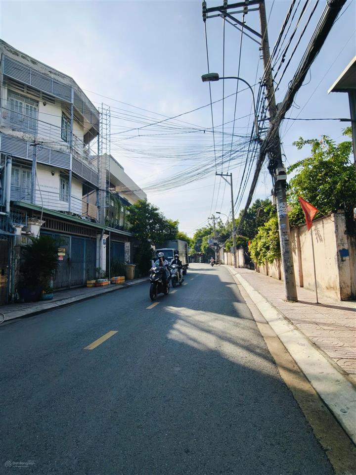 Siêu phẩm mt đường số 8, linh trung, 222m2 ngang 8m bề thế ngay sát vincom & đh sư phạm kỹ thuật