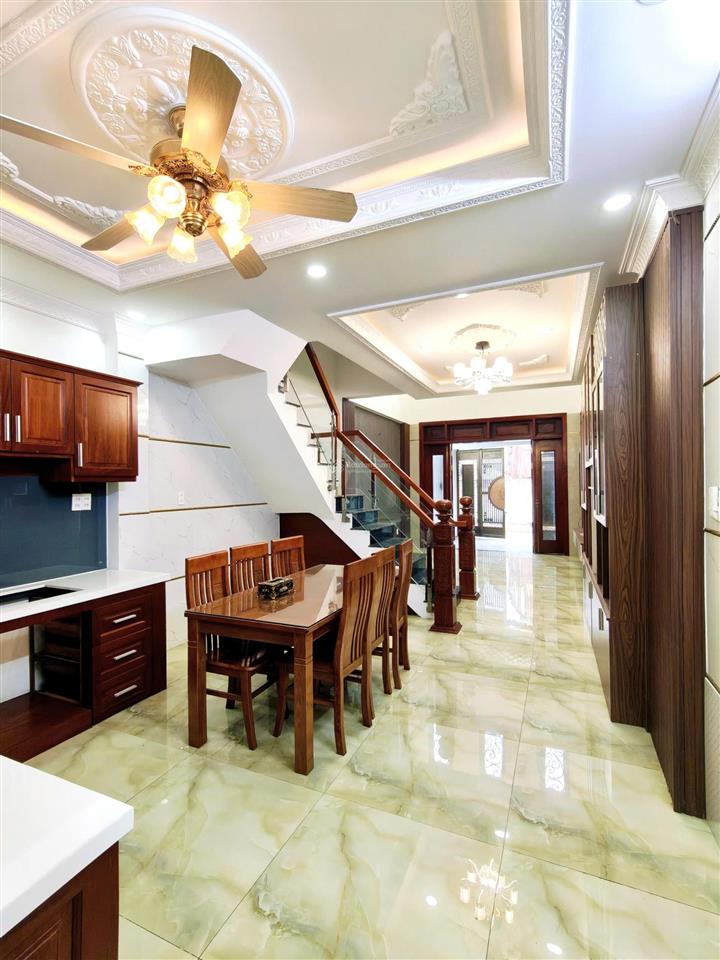 Siêu phẩm linh tây, giảm sâu 2.6 tỷ hẻm 7m xe hơi sát phạm văn đồng