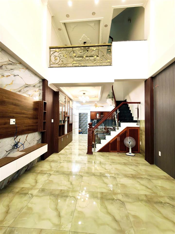 Siêu phẩm linh tây, giảm sâu 2.6 tỷ hẻm 7m xe hơi sát phạm văn đồng