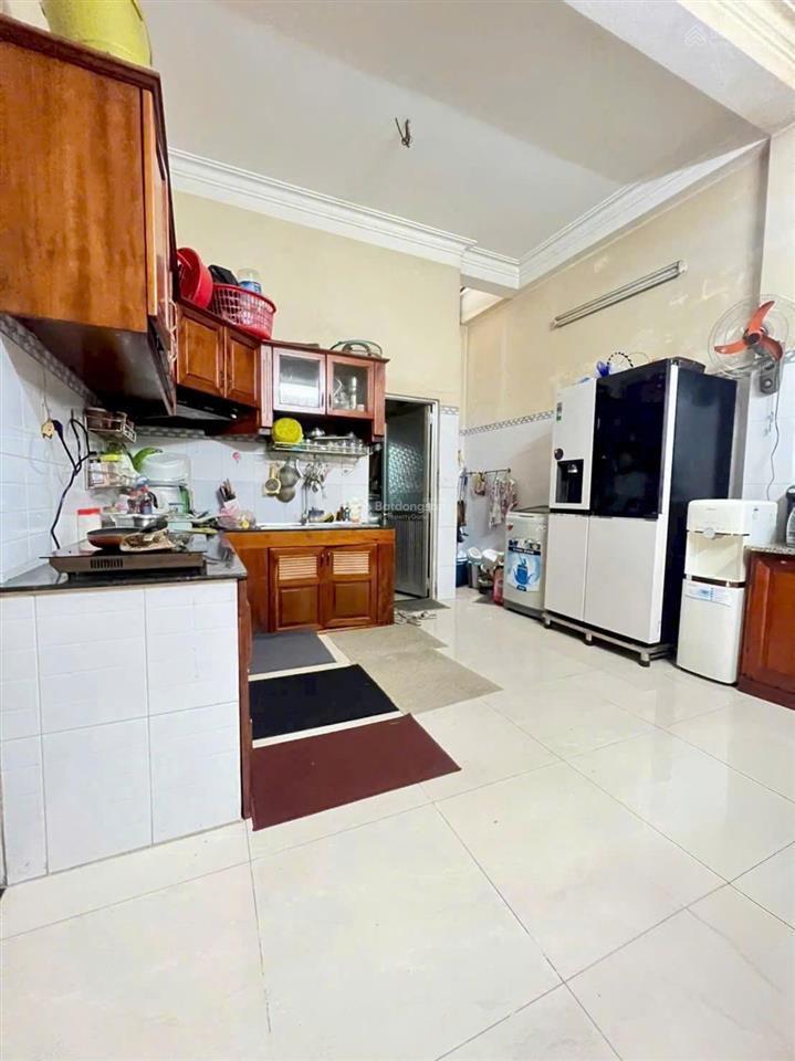 Bán nhà 1 trệt 2 lầu (102,5m2) đường số linh chiểu, đủ 5pn có phòng ngủ trệt 8 tỷ