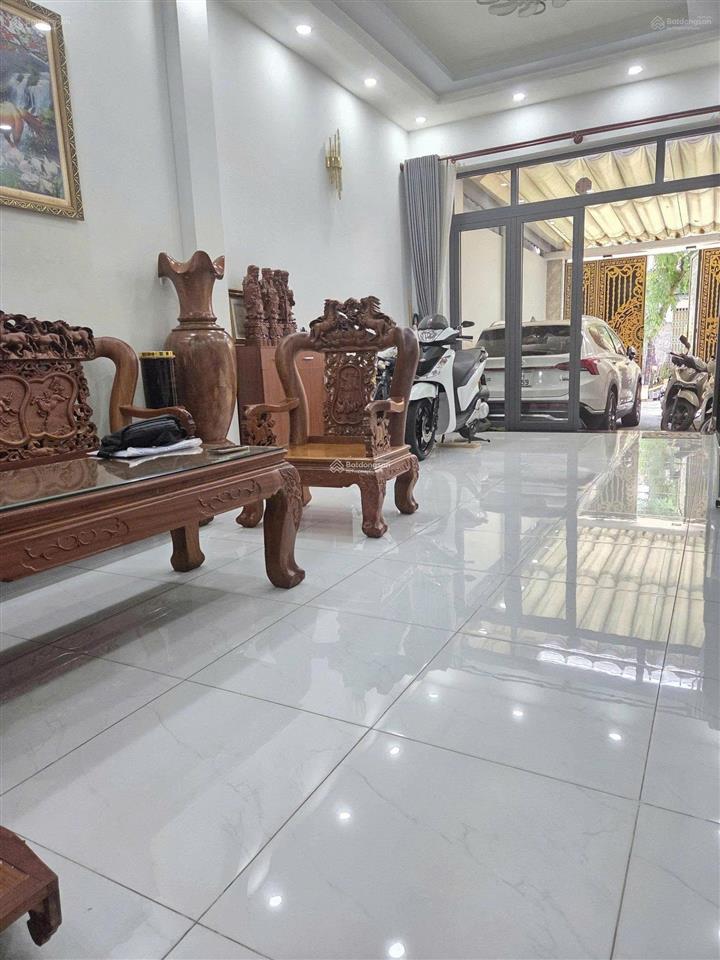Nhà 3 tầng mặt tiền kinh doanh linh tây giảm sâu còn 9,8 tỷ