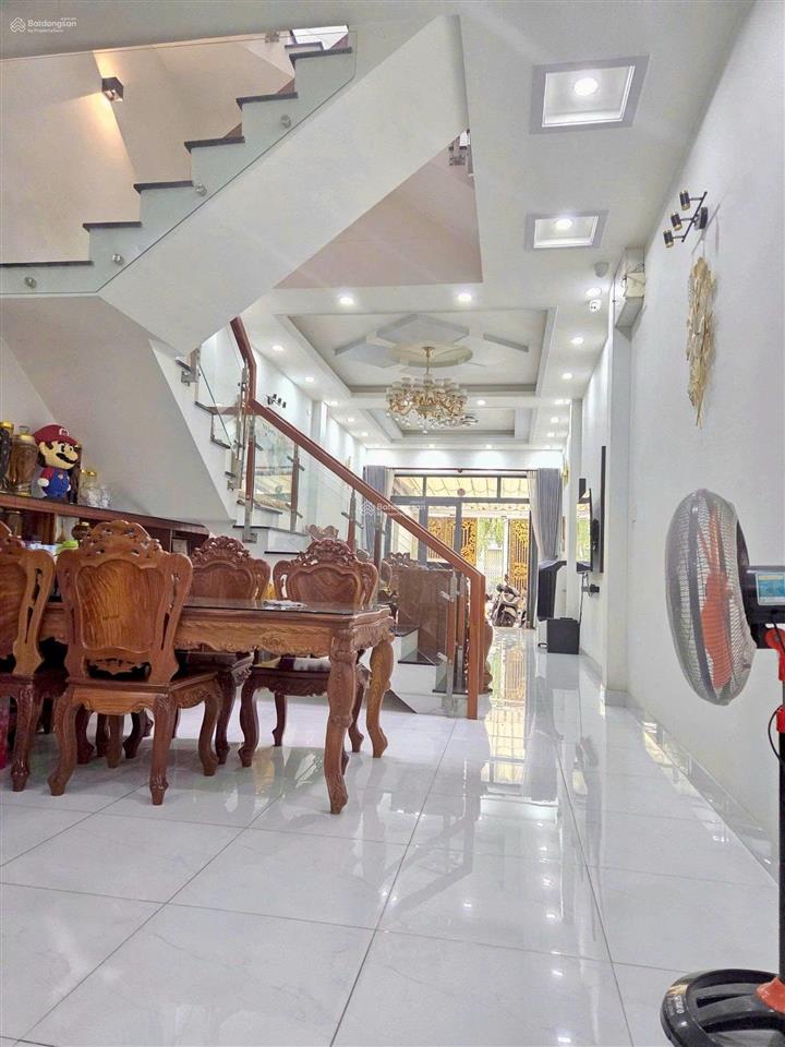 Nhà 3 tầng mặt tiền kinh doanh linh tây giảm sâu còn 9,8 tỷ
