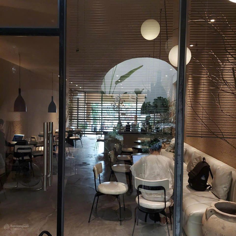 Bán nhà mặt tiền thống nhất, bình thọ, thủ đức đang cho thuê cafe 40tr/tháng sổ hồng riêng