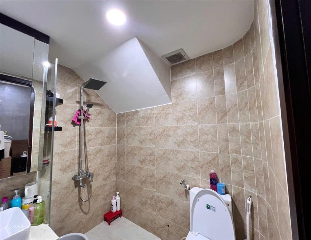 Nhà mt kinh doanh gần himlam linh chiểu, 81m², sát vincom thủ đức, đang cho thuê 18tr/tháng