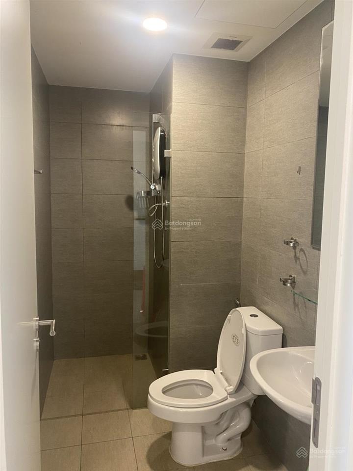 Bán nhanh trong tháng căn 55m2 (1pn + 1,1wc). tầng đẹp view thoáng.  0977 324 ***