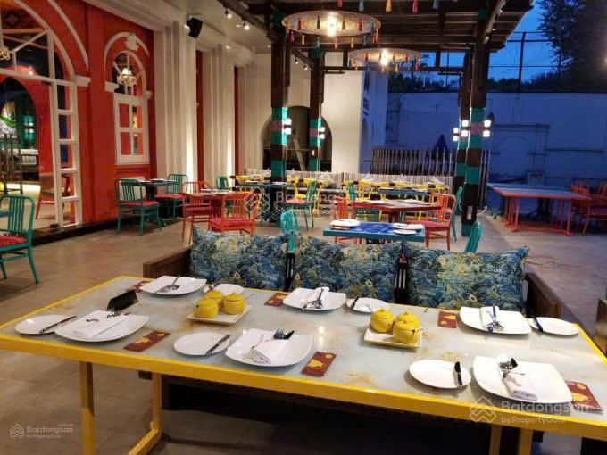 Cho thuê nhà góc 2mt, 2.450m2, số 40 phùng khắc khoan, quận 1. dt 47x50m, kinh doanh tự do