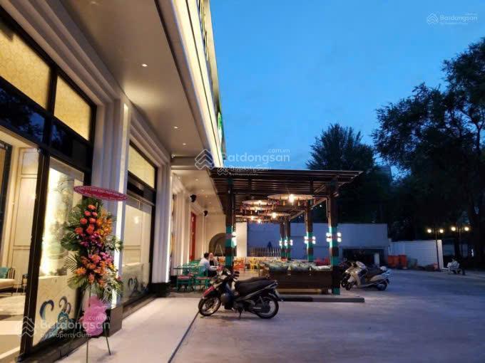 Cho thuê nhà góc 2mt, 2.450m2, số 40 phùng khắc khoan, quận 1. dt 47x50m, kinh doanh tự do