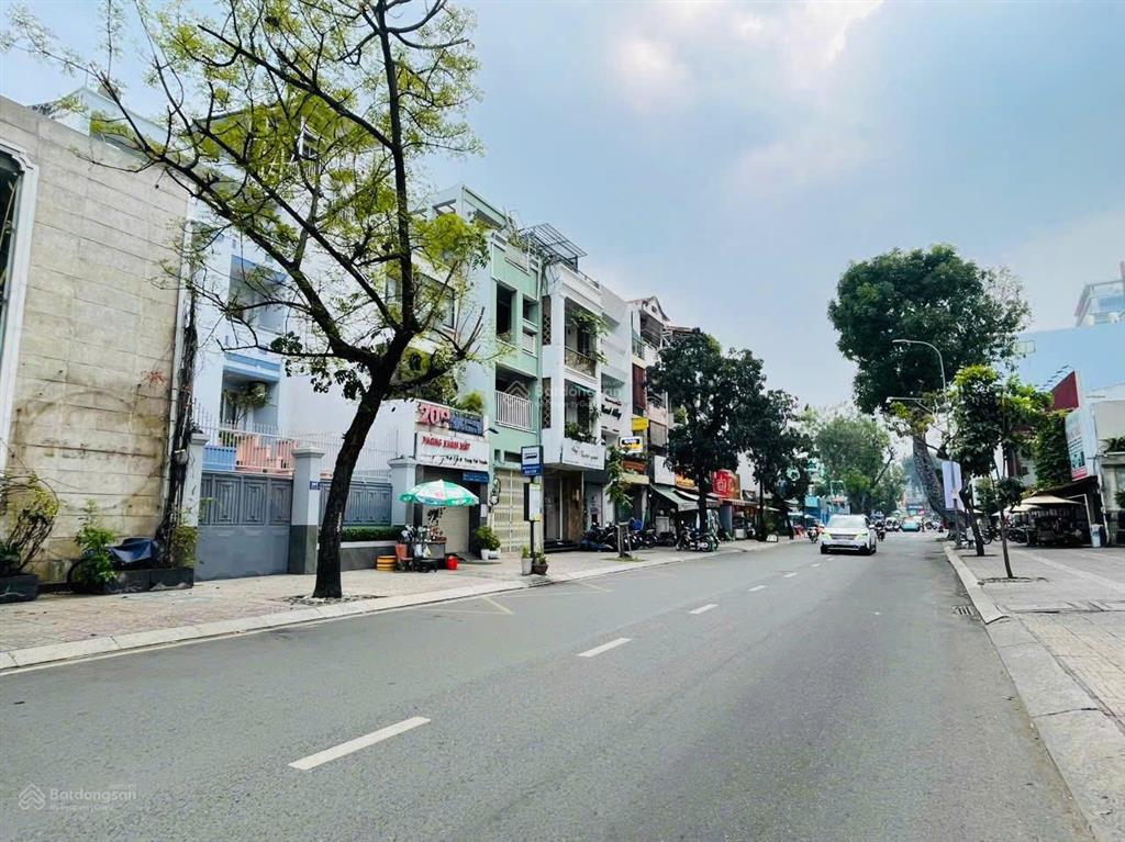 Cho thuê nhà mặt tiền (16m) số 201203205 lý chính thắng, quận 3, 16x20m, 1 trệt 1 lầu, 360tr/th