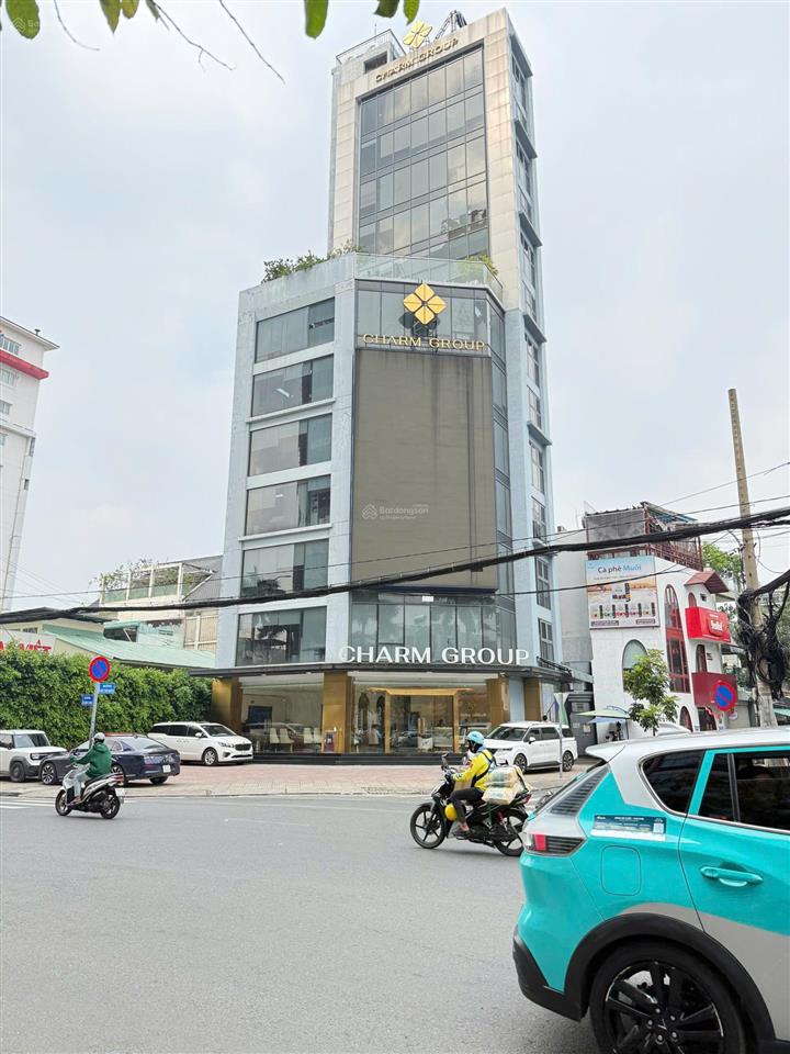 Cho thuê tòa nhà đẹp góc 2mt số 92 cách mạng tháng tám, quận 3, dt 13,8x18m, trệt, 10 lầu, pccc