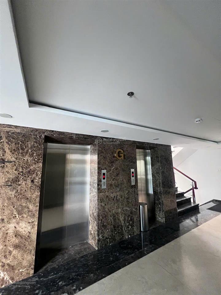 Cho thuê nhà mặt tiền số 2325 xuân thủy, phường thảo điền, quận 2. dt 23x35m, 900tr/th