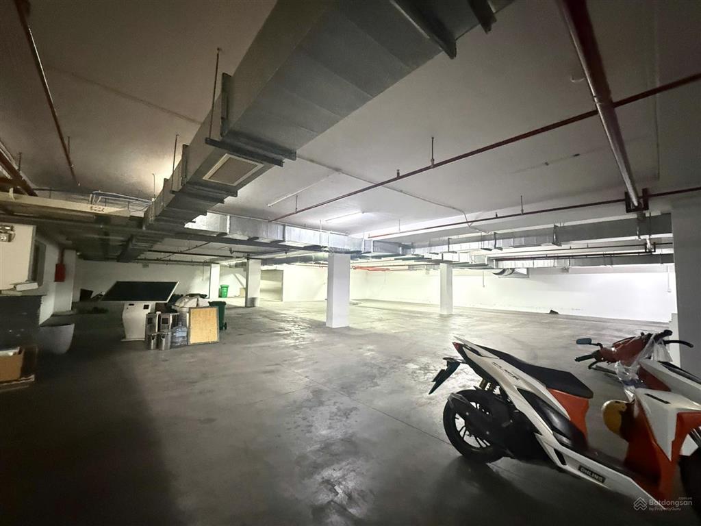 Cho thuê nhà mặt tiền số 2325 xuân thủy, phường thảo điền, quận 2. dt 23x35m, 900tr/th