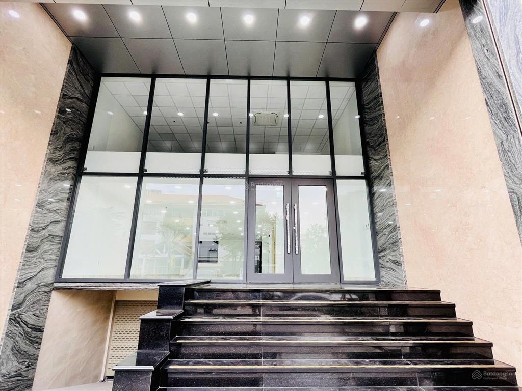 Cho thuê nhà mặt tiền số 151 trương văn bang, phường thạnh mỹ lợi, quận 2, 8x20m, 200tr/th