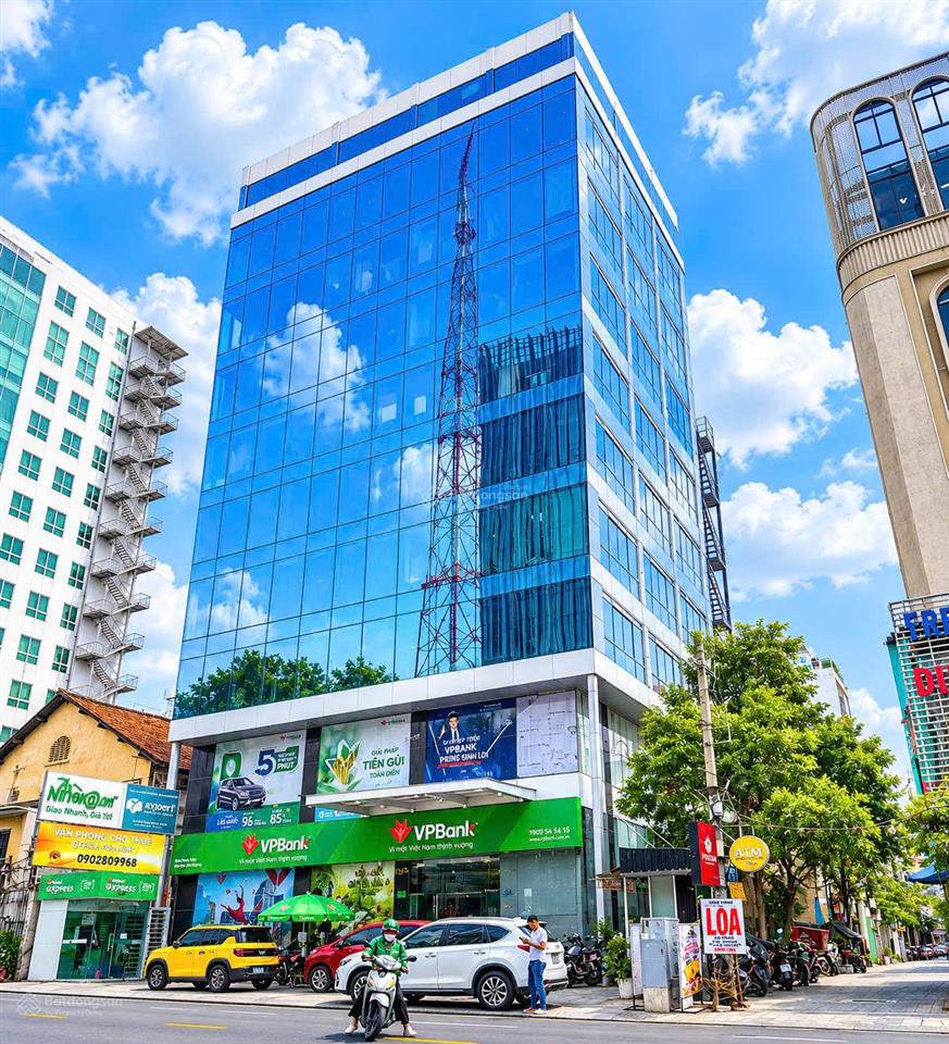 Tòa nhà góc 2 mặt tiền 10a nguyễn thị minh khai, q1, hầm 10 tầng diện tích lớn 14,5x15m pccc chuẩn