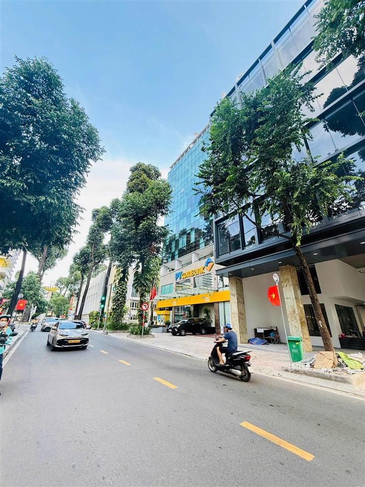 Cho thuê tòa nhà đẹp 19 phạm ngọc thạch quận 3  2.200m² sàn  9 tầng  thẩm mỹ, phòng khám