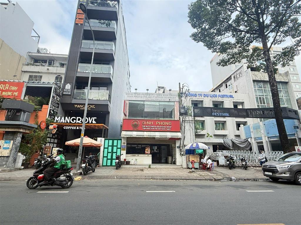 Cho thuê nhà mặt tiền cao thắng, phường 2, quận 3. dt 5.8 x 15.5m. giá 68 triệu/th