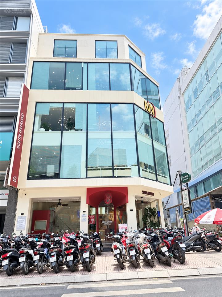 Cho thuê nhà góc 2mt 62 phạm ngọc thạch, quận 3, dt 15x15m, trệt, 4 lầu, nhà đẹp, kinh doanh tự do